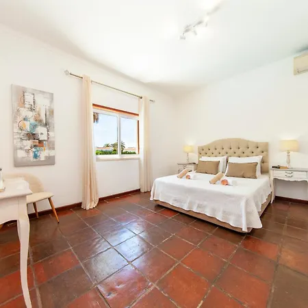 Palms - Moradia Tranquila Com Piscina Aquecivel - Gale, * Albufeira