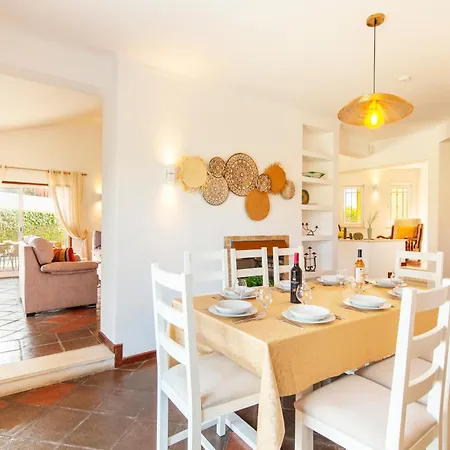 Villa Palms - Moradia Tranquila Com Piscina Aquecivel - Gale, Albufeira