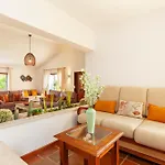 Palms - Moradia Tranquila Com Piscina Aquecivel - Gale, *