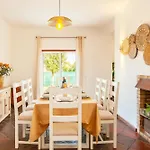 Palms - Moradia Tranquila Com Piscina Aquecivel - Gale, וילה *