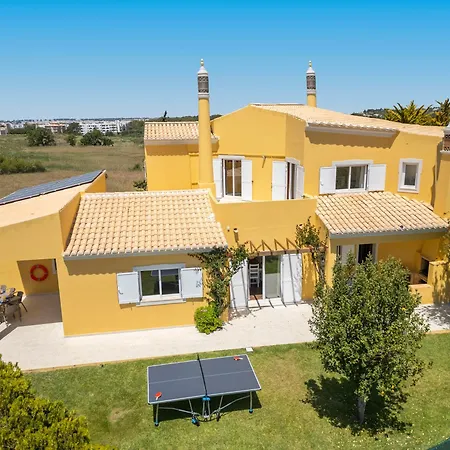 Palms - Moradia Tranquila Com Piscina Aquecivel - Gale, *
